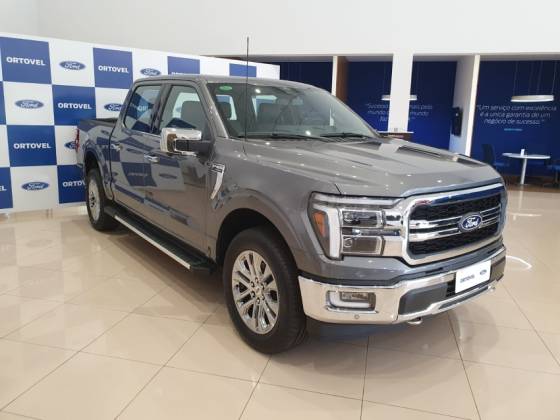 FORD F-150 5.0 V8 GASOLINA CD LARIAT FX4 AUTOMÁTICO